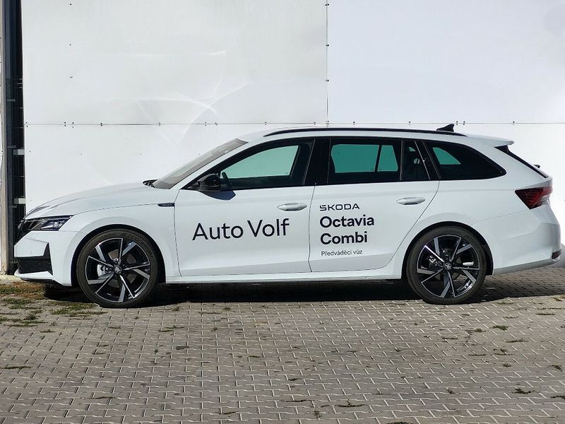Škoda Octavia Sportline 1,5TSI 110kW - fotka 4 z 34