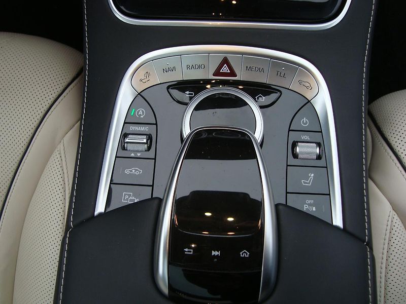 Mercedes-Benz Třídy S (2018) Maybach 560 4-Matic,ČR,1.Maj - fotka 51 z 77