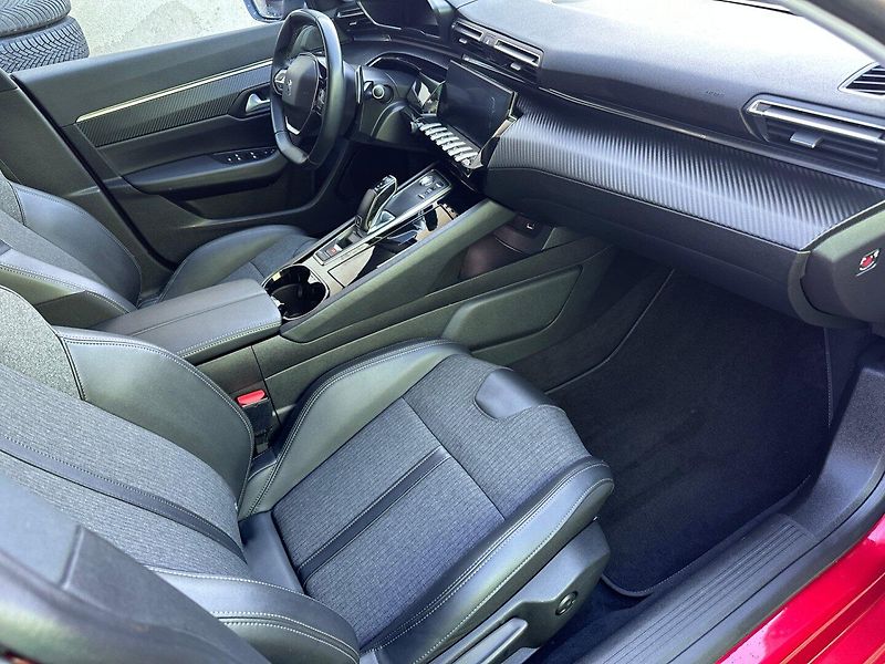 Peugeot 508 (2021) 1.6 133kw Hybrid - fotka 14 z 25