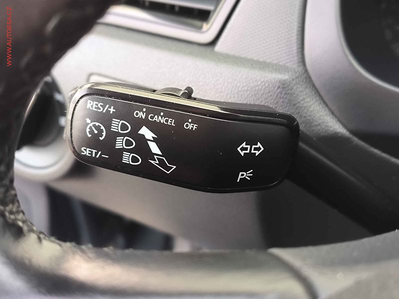 Škoda Rapid (2015) 1.2 TSi, ScoutLine - fotka 16 z 20