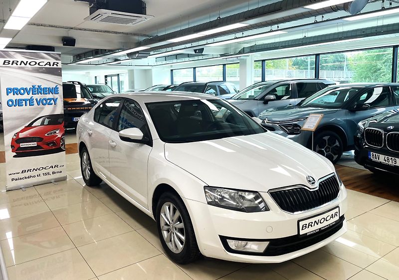 Škoda Octavia 1,6TDi Ambition, ČR - fotografie inzerátu