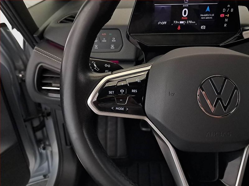Volkswagen ID.3 (2023) Pro Perf. (62 kWh), SoH 87% - fotka 25 z 29