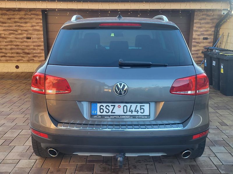 Volkswagen Touareg 4.2V8 TDi 250kW*1.MAJITEL* - fotka 4 z 40