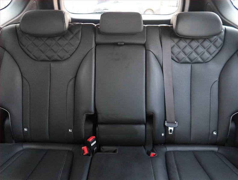 Hyundai Santa Fe (2021) 2.2 CRDi - fotka 10 z 32