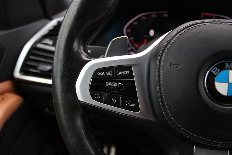 BMW X5 xDrive 30d 195kW M PAKET ČR - fotka 18 z 30