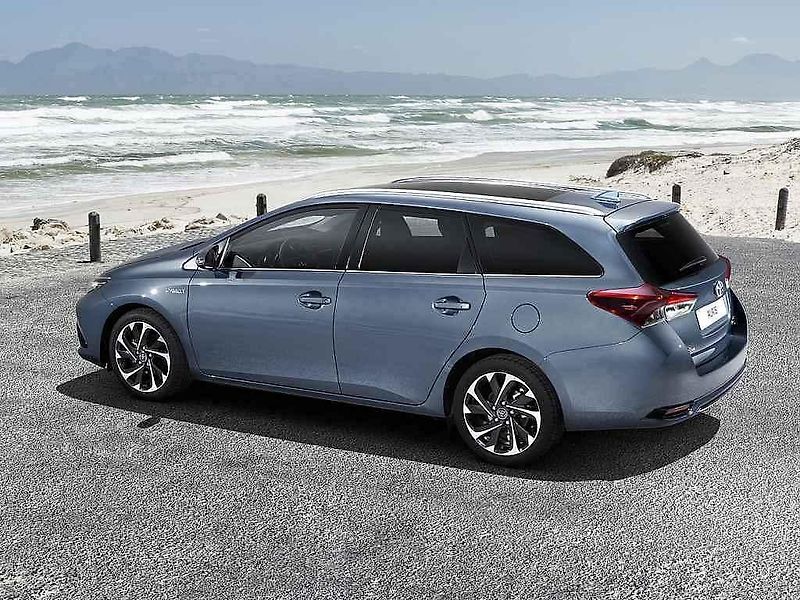 Toyota Auris.