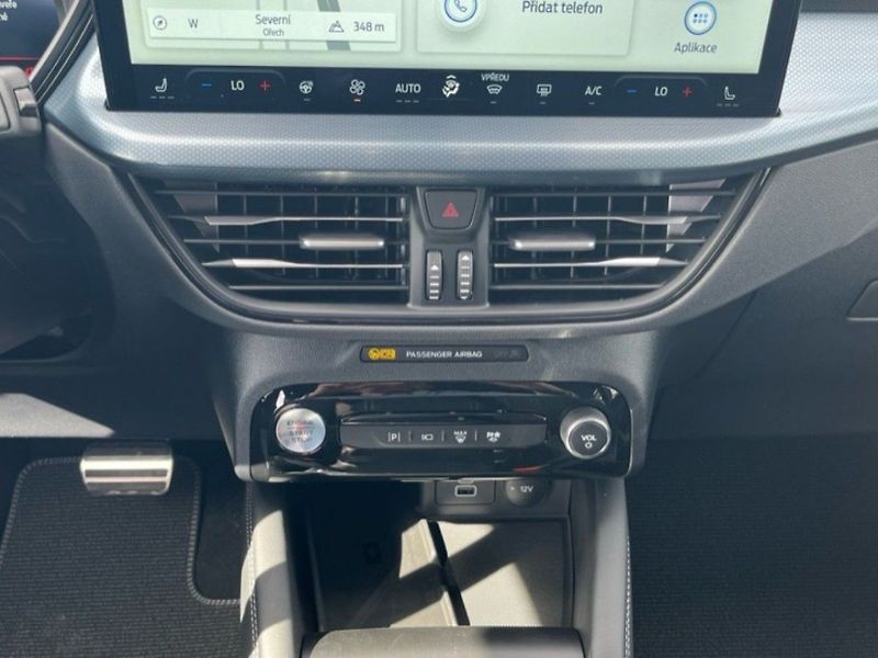 Ford Kuga 2.5i,132KW, CZ, DPH,1. MAJ, HE - fotka 11 z 22