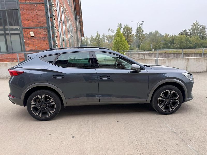 Cupra Formentor (2024) 1,5 TSI 150k DSG  - fotka 6 z 35