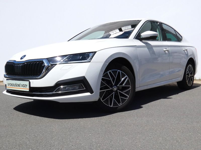 Škoda Octavia (2023) Style Plus 1,5 TSI DSG - fotka 6 z 30