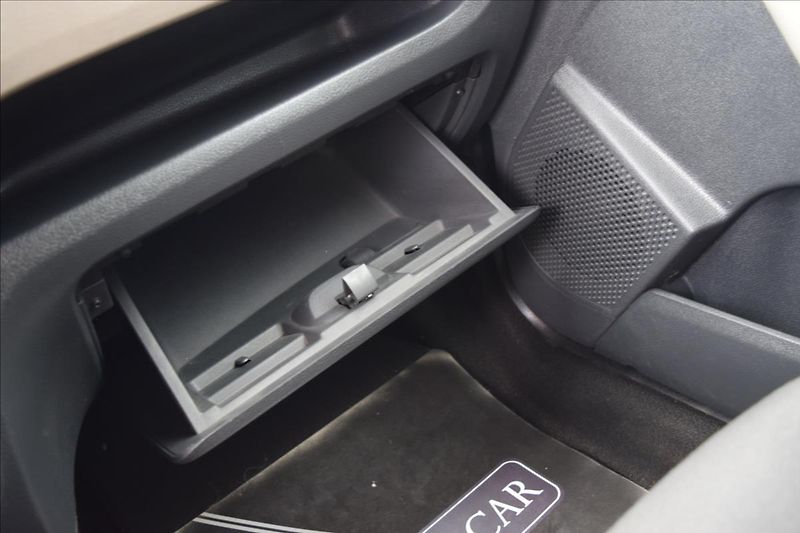 Dacia Dokker 1,2 i 85KW NÍZKÉ KM PO SERVISE - fotka 43 z 47