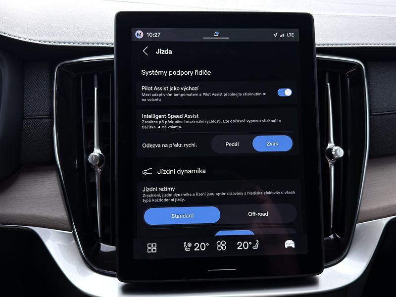 Volvo XC90 B5 AWD PLUS BRIGHT // +kola  - fotka 40 z 51