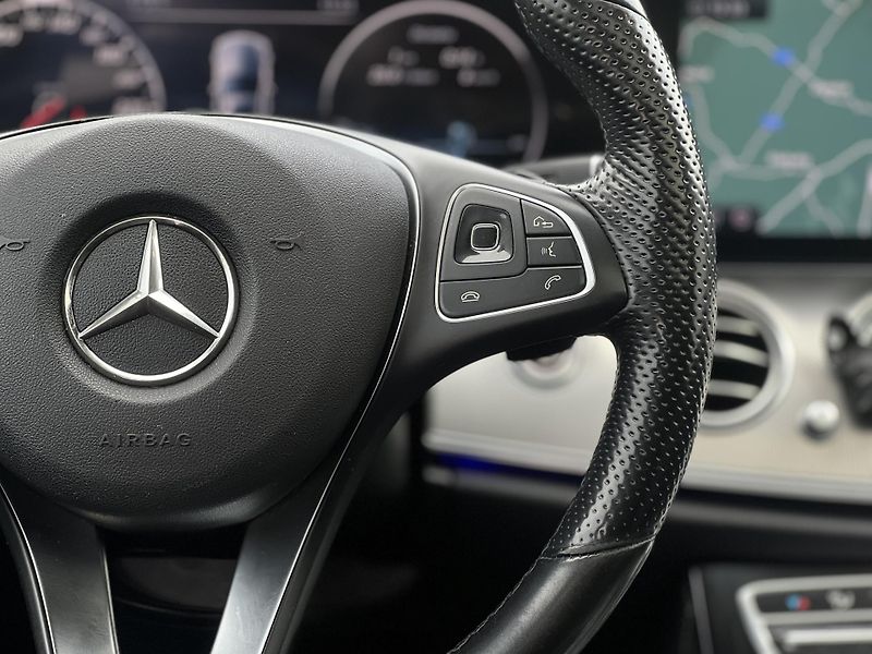 Mercedes-Benz Třídy E (2017)  E-Class 350d 4MATIC BURMESTER - fotka 10 z 30
