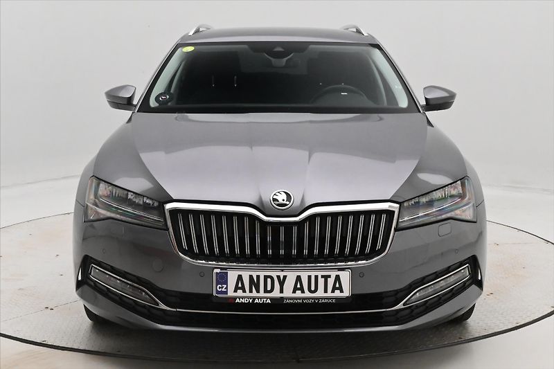 Škoda Superb 2,0 TDI 110 kW DSG Style Záruk - fotka 2 z 31