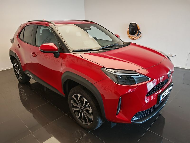 Toyota Yaris Cross 1.5 TNGA HEV Style 4x4 - fotka 3 z 32