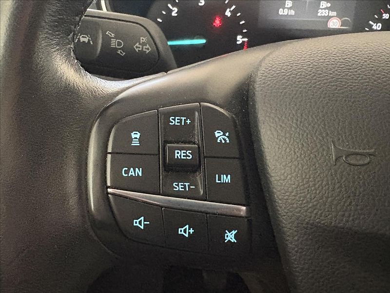 Ford Focus 1,5 TDCi88kW Led,ACC,Kamer,Výh - fotka 7 z 43