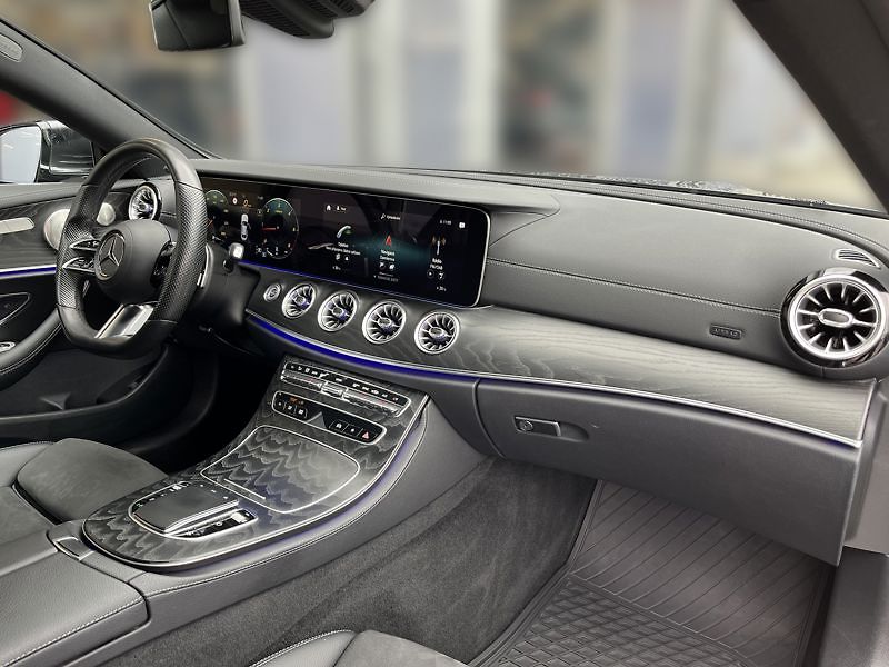 Mercedes-Benz Třídy E E-Třída 220 d 4MATIC kupé AMG - fotka 15 z 19