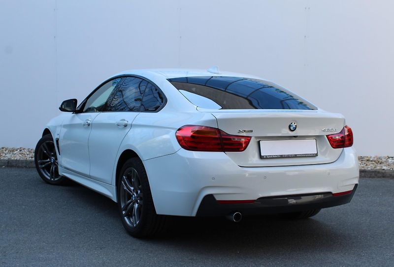 BMW Řada 4 420d xDrive Gran Coupé - fotka 8 z 24