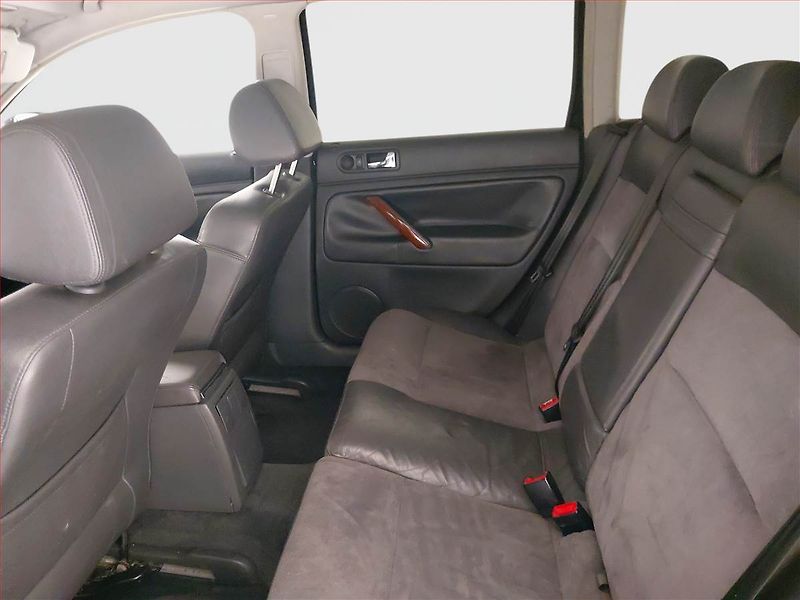Volkswagen Passat (2005) Highline 1.9 TDI, nová STK - fotka 10 z 18