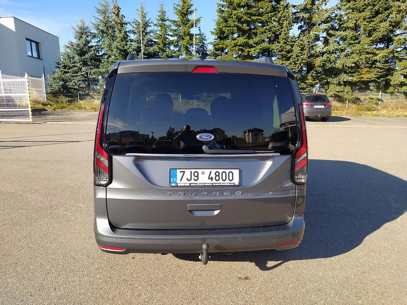Ford Tourneo Connect (2025) 1,5 EcoBoost 85kW Titanium - fotka 4 z 19