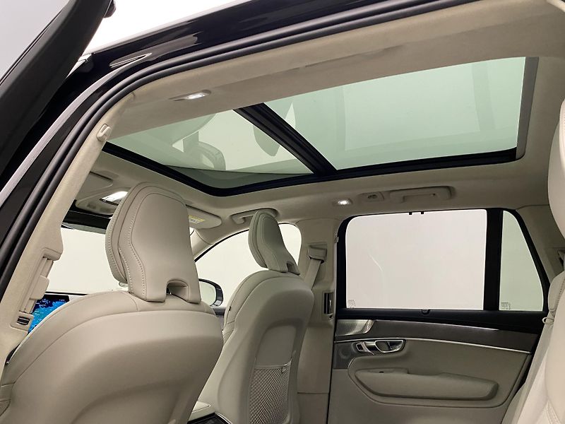 Volvo XC90 T8 AWD RECHARGE ULTRA BRIGHT - fotka 6 z 72