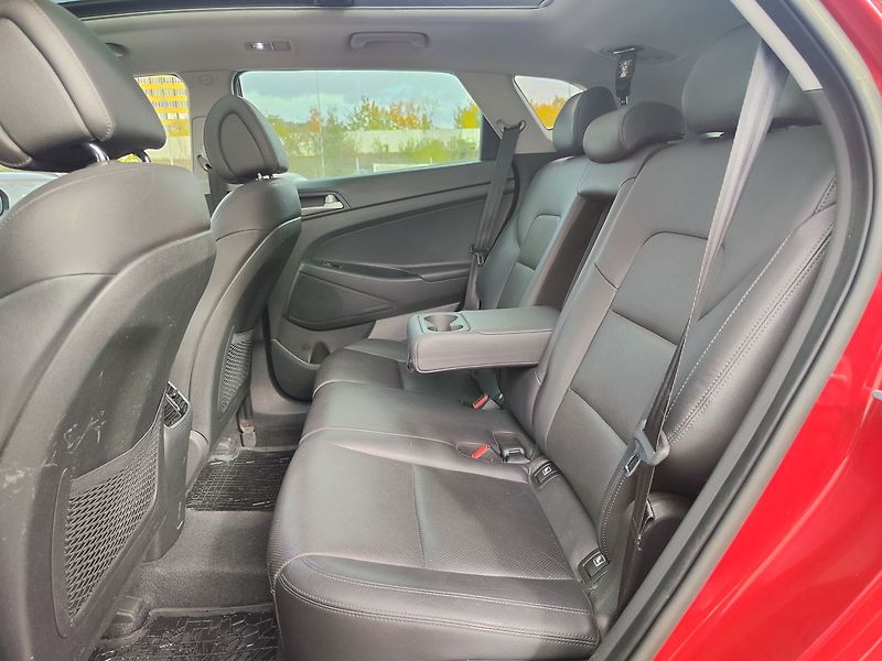 Hyundai Tucson 2.0 CRDI/136kW STL PRM 4x4 AT - fotka 12 z 40