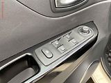 Renault Captur (2016) 0.9 TCe, ČR, AC, tempo, park - náhled 13