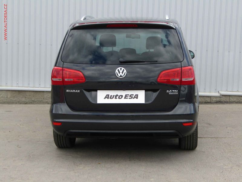 Volkswagen Sharan (2014) 2.0 TDi, 2.maj,ČR, DSG, xenon - fotka 5 z 22