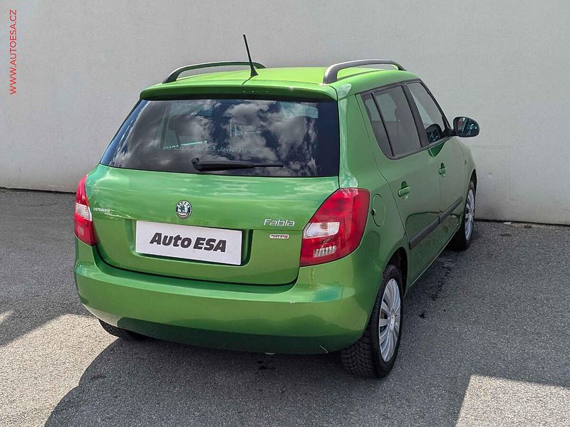 Škoda Fabia (2012) 1.2 12V, ČR, AC - fotka 4 z 15