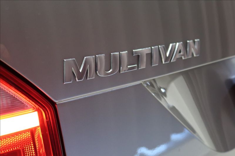 Volkswagen Multivan 2,0 TDI DSG 4MOTION HIGHLINE - fotka 44 z 45
