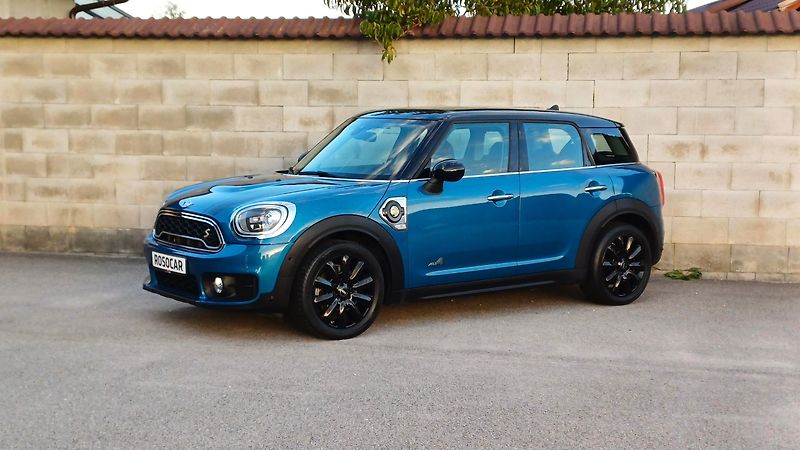 Mini Countryman COOPER 1.5 SE ALL4-1.maj-ČR - fotografie inzerátu