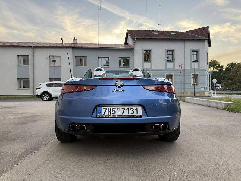 Alfa Romeo Spider (2026) 2.2JTS, nehavarované - fotka 15 z 20