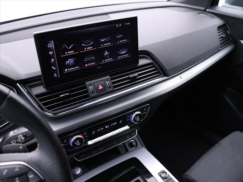 Audi Q5 3,0 50TDI 210kW S-line quattro - fotka 21 z 36