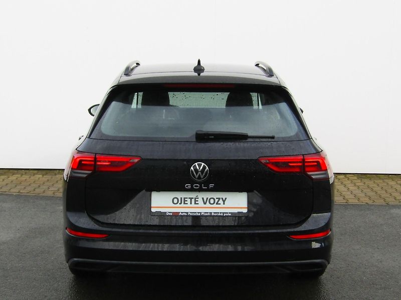 Volkswagen Golf Wa 2.0 Life DT085 Variant Life - fotka 11 z 30