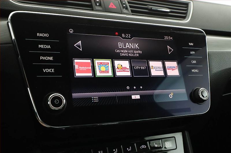 Škoda Superb (2018) 1.6 TDI, Automat, Kůže, Navi - fotka 16 z 20