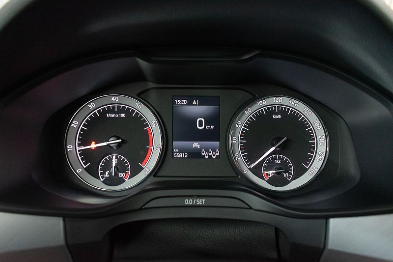 Škoda Kodiaq 1.5 TSI MANUÁL*ACC*7.MÍST*DPH* - fotka 18 z 37