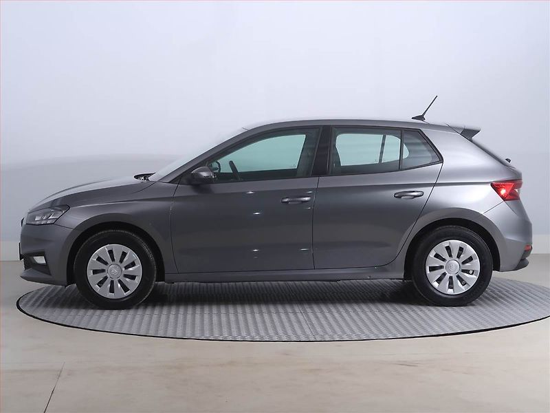 Škoda Fabia (2023) 1.0 TSI, Tempomat - fotka 3 z 18