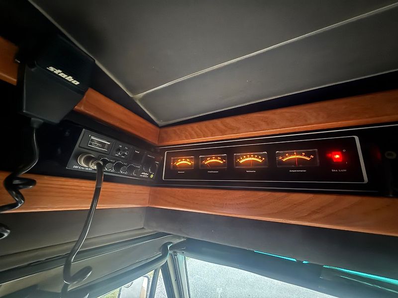 Peugeot Ostatní 2,5  DIESEL  CAMPER - fotka 26 z 32