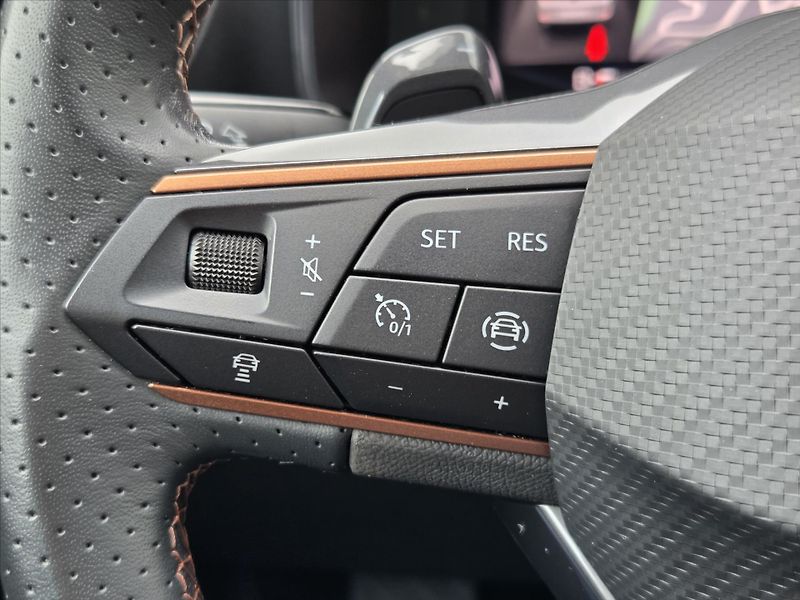 Cupra Formentor 2,0 TSi DSG 4x4 Nehavar. ČR 1. - fotka 11 z 15