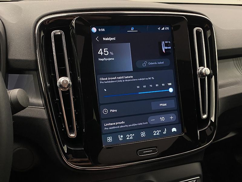 Volvo C40 PURE ELECTRIC TWIN ENGINE PLUS - fotka 54 z 57