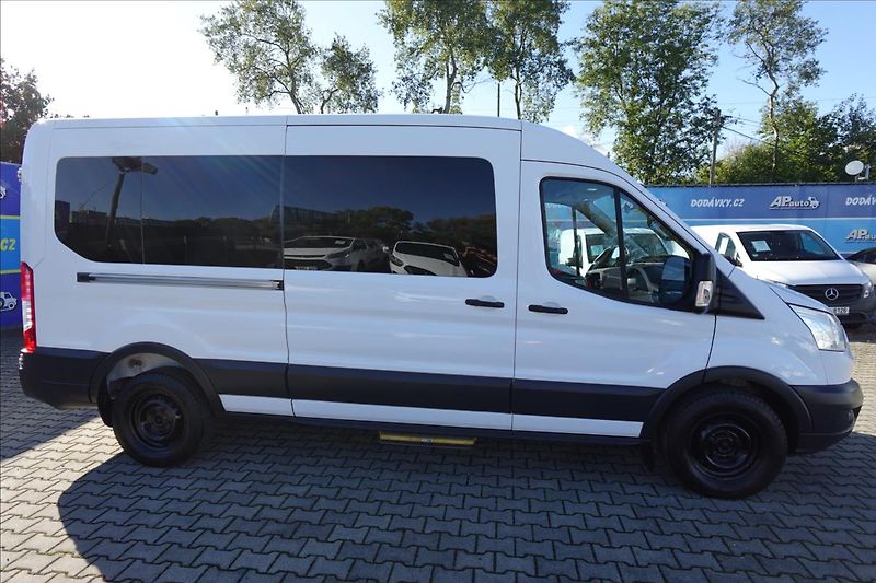 Ford Transit 2,0 TDCI  L3H2 8MÍST BUS KLIMA - fotka 6 z 31