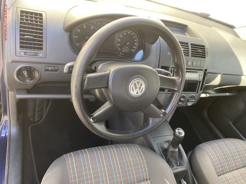 Volkswagen Polo (2006) 1.2 i, Klima - fotka 12 z 15
