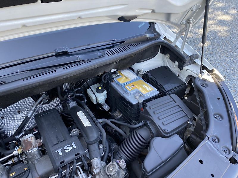 Volkswagen Touran 1.2 TSI 77kW - KLIMATIZACE-PDC - fotka 38 z 39