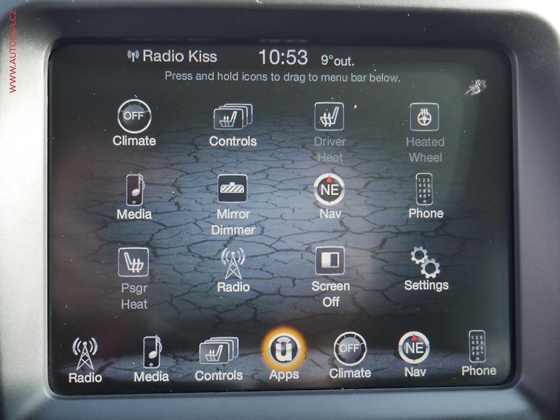 Jeep Cherokee (2014) 2.0 CRD 4x4, ČR, Longitude - fotka 18 z 25
