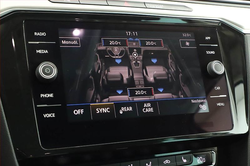 Volkswagen Passat (2018) R-Line 2.0 TDI, Automat, Kůže - fotka 13 z 22