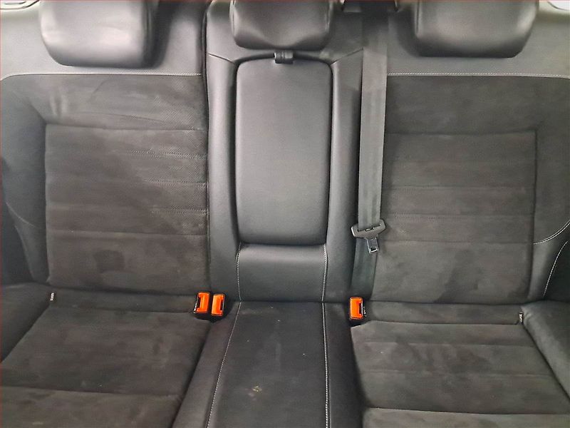 Ford Mondeo (2014) 2.0 TDCi, Xenony, Tempomat - fotka 10 z 19
