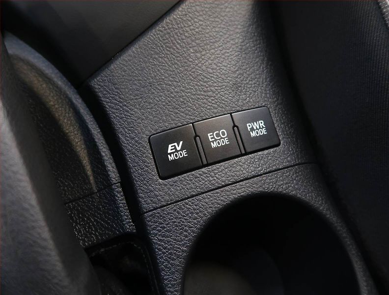 Toyota Auris (2016) Hybrid, Automat, Serv.kniha - fotka 17 z 24