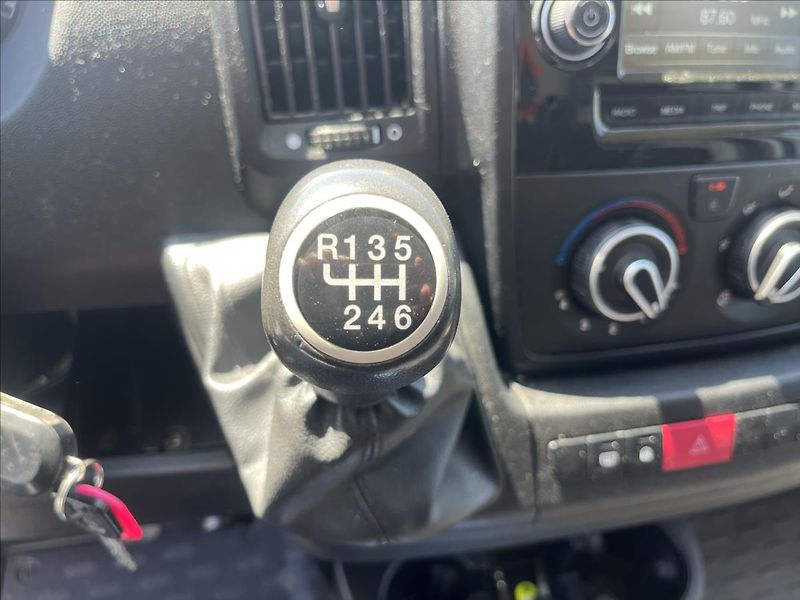 Peugeot Boxer 2,0 HDi L2 H2 KLIMA SERVIS DPH - fotka 18 z 35