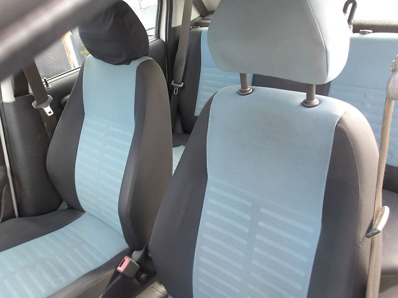 Fiat Punto 1,4i ČR 1.MAJ STK 07/2028 ! - fotka 16 z 21