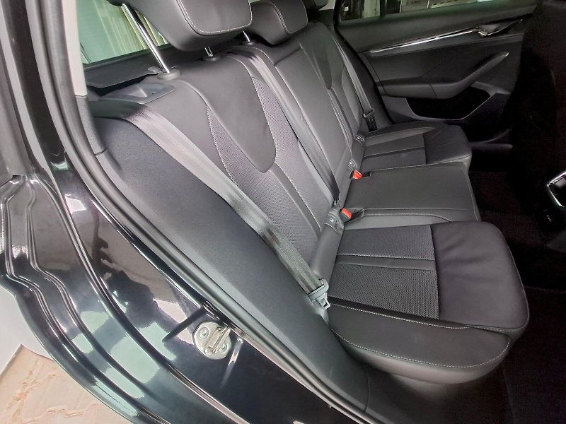 Škoda Octavia (2024) COMBI STYLE TD 85/2.0 M6F - fotka 32 z 40
