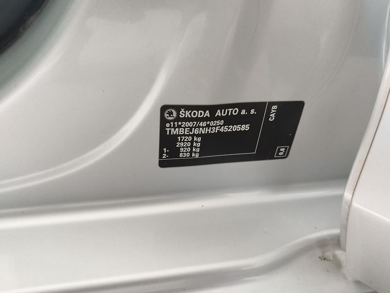 Škoda Rapid (2015) 1,6TDI,66KW,KLIMA,NOV.ROZVODY - fotka 20 z 29